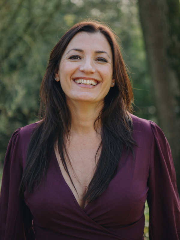 Over-ons-Pervin-Vermeer-Kalay-retraite-voor-vrouwen-Arnhem-amsterdam-oosterbeek-hoofddorp-weesp-velp-nijmegen-ede-veenendaal-zaandam-amstelveen-haarlem-badhoevendorp-Ruby-en-Pervin-